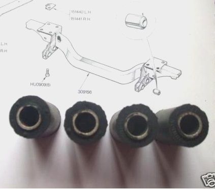 FRONT SUBFRAME CROSSMEMBER MOUNTING BUSHES SET x4 (Triumph Stag) (1970- 77)  